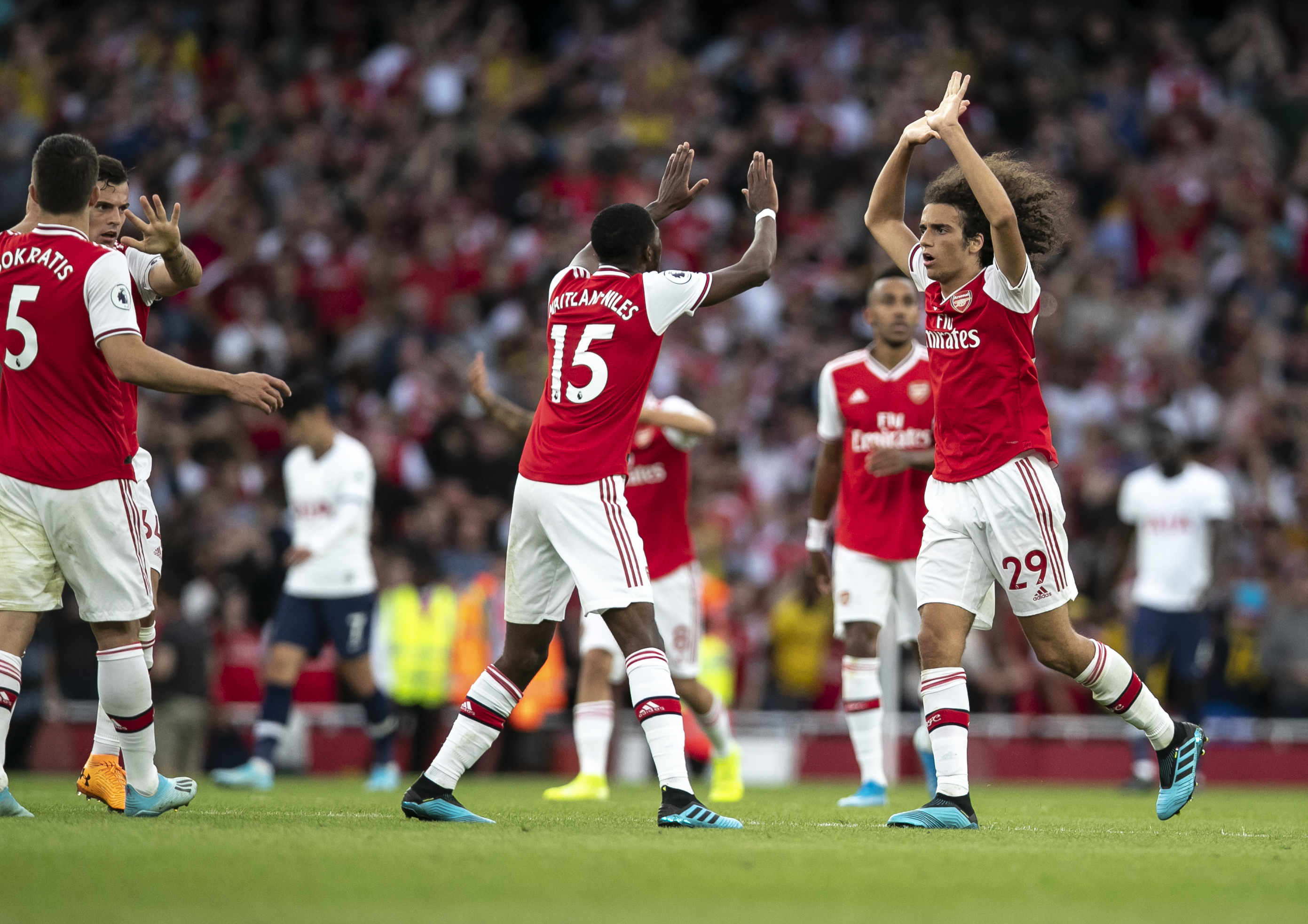 施洛特贝克：拜仁目前已拉开积分差距；为拿亚军