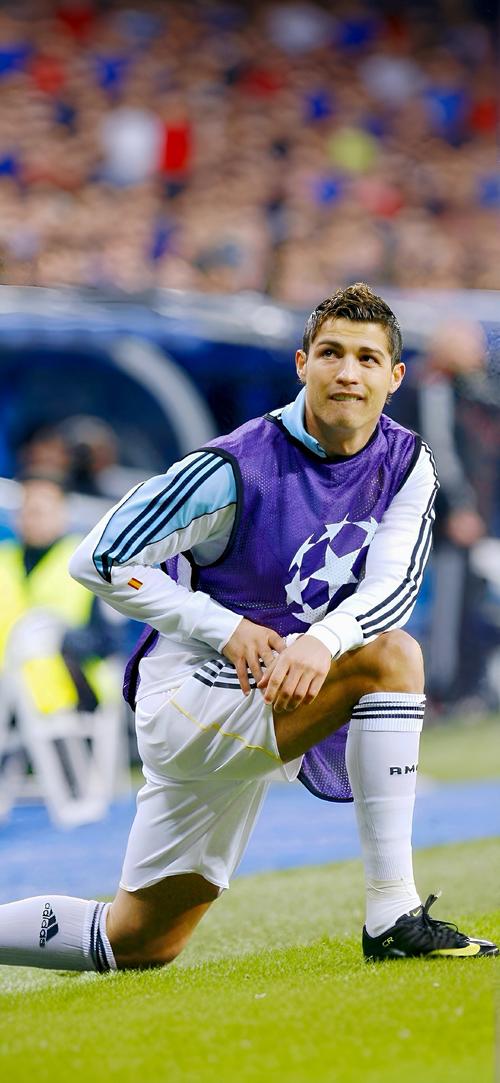 切尔西有意免签C罗!若解约失败C罗或被下放曼联U21